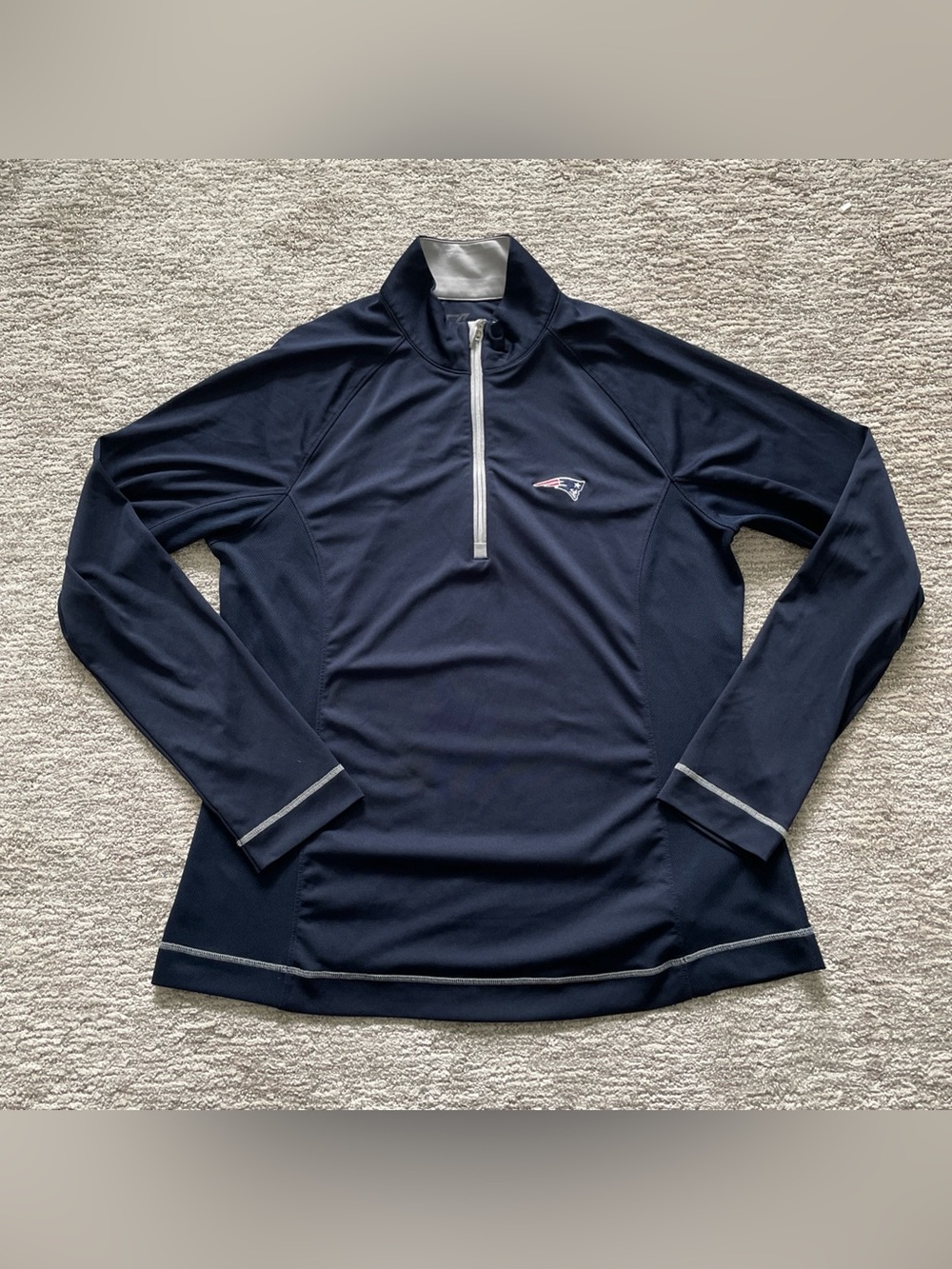 New England Patriots Cutter & Buck 1/4 Zip Pullover Womens Size XL Navy Blue